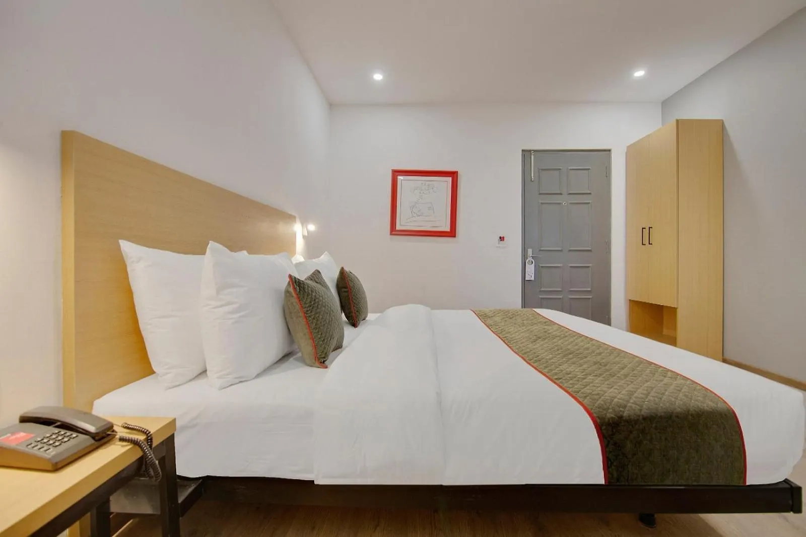 Hotel King Plaza New Delhi