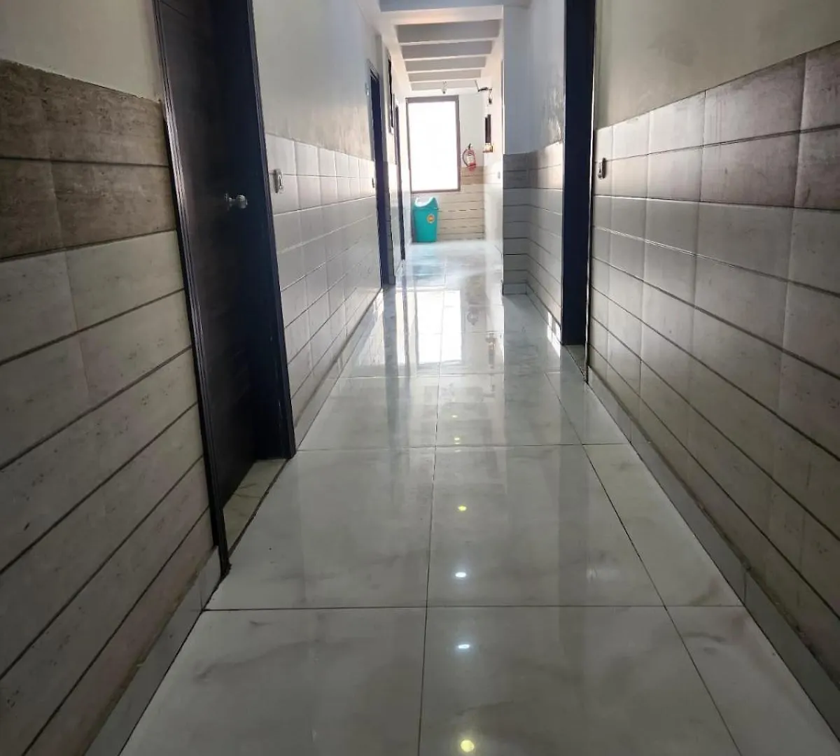 Hotel King Plaza New Delhi