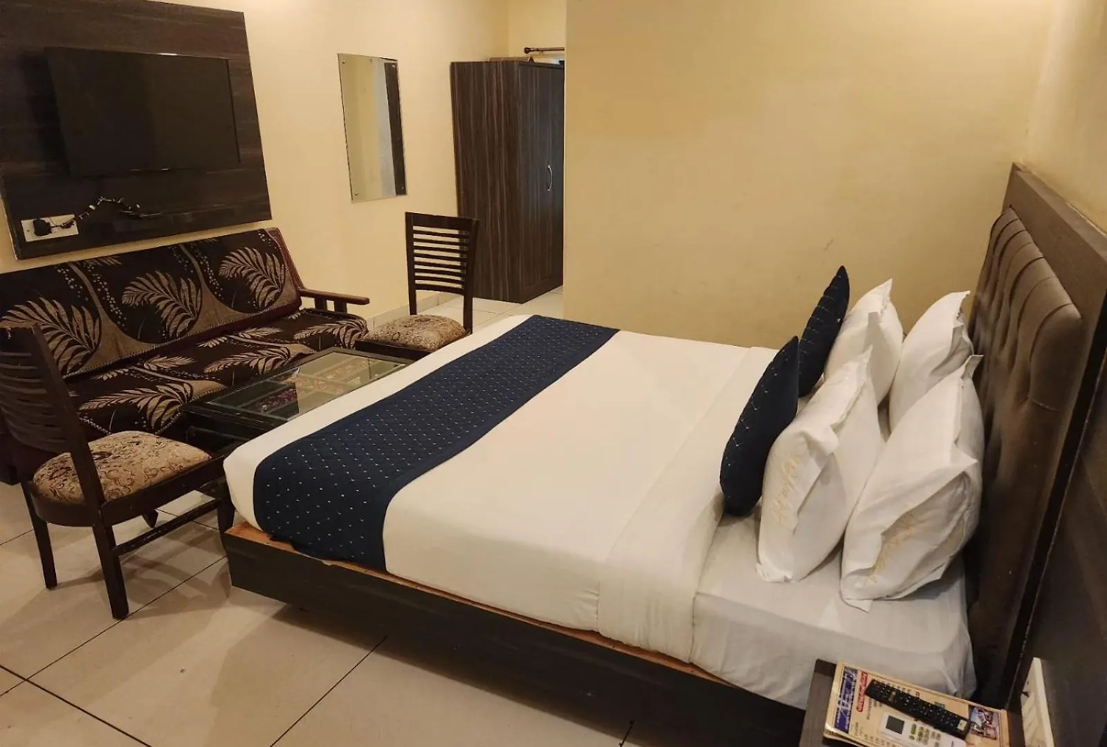 Hotel King Plaza New Delhi