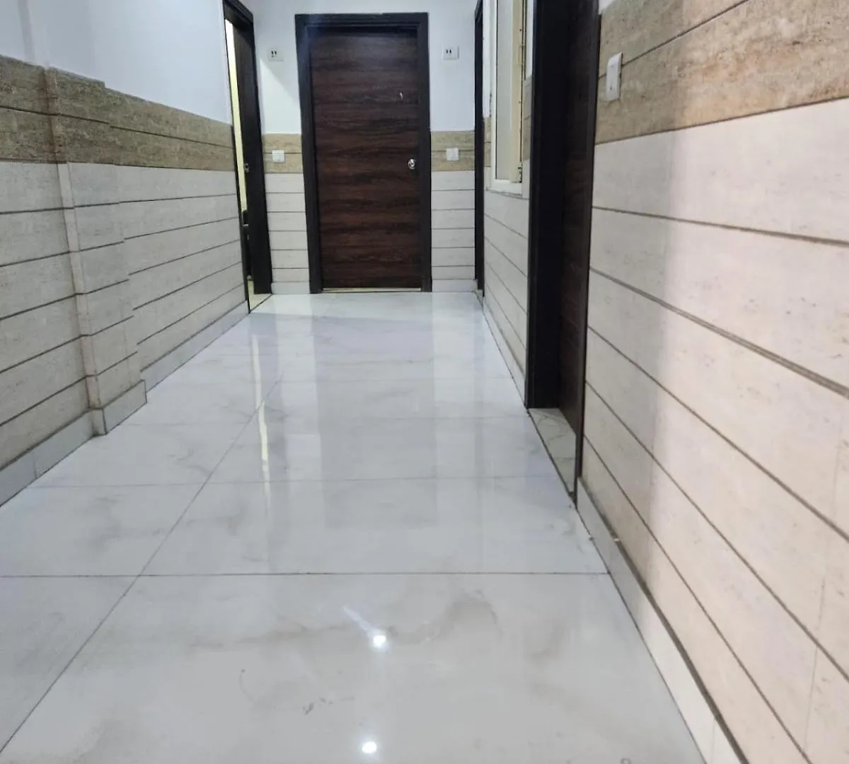 Hotel King Plaza New Delhi